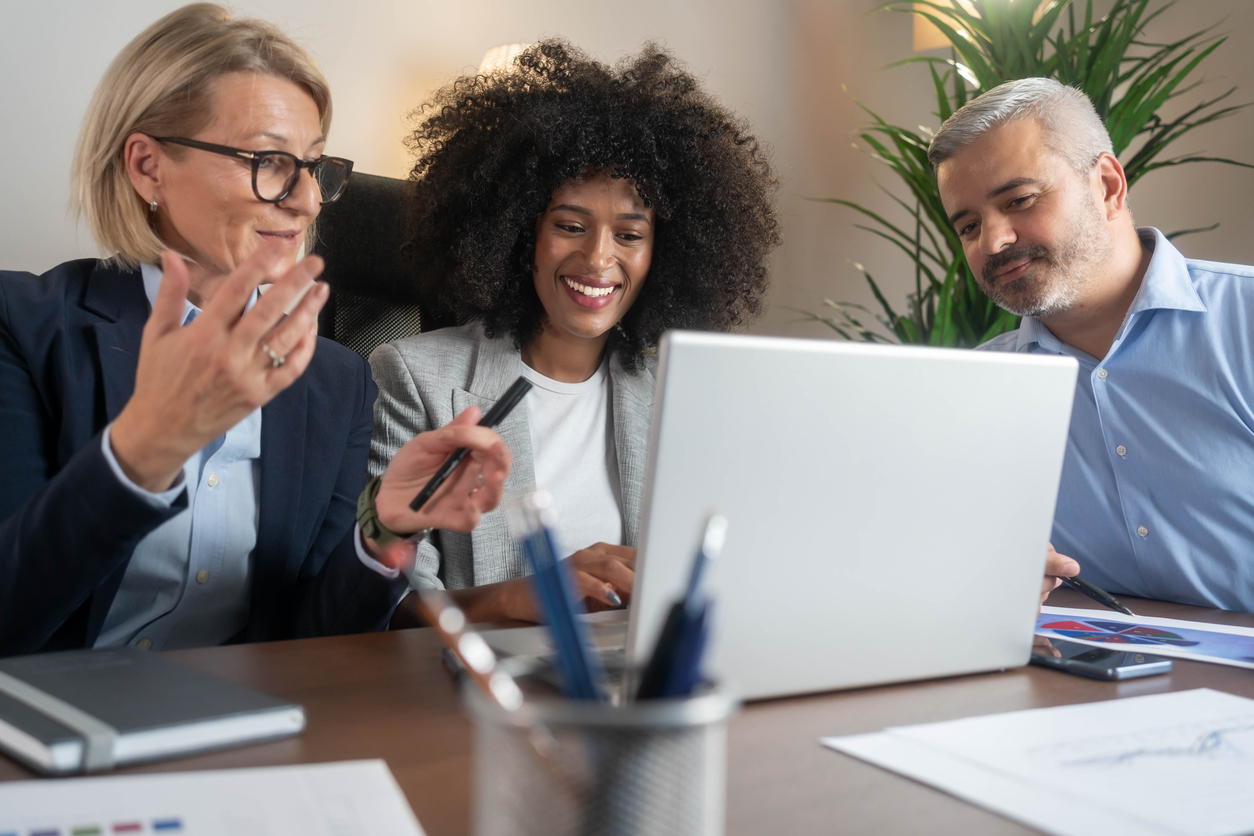 The Role of a Disability Insurance Broker in Tailoring Coverage for Self-Employed Professionals