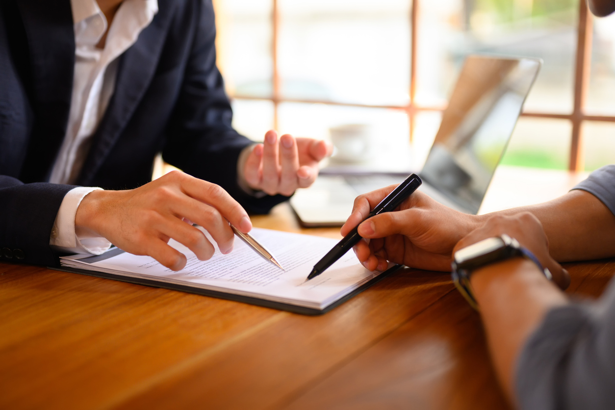 The Role of a Disability Insurance Broker in Tailoring Coverage for Self-Employed Professionals