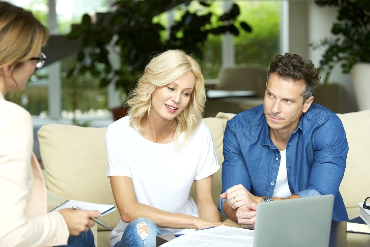 How a Life Insurance Agent Makes Getting a Policy Easier